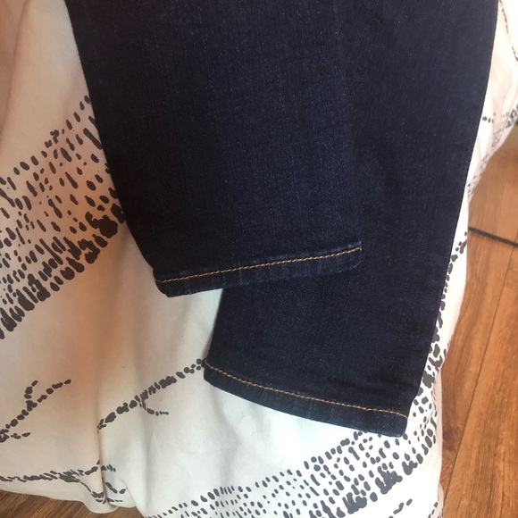 ABERCROMBIE & FITCH | Brand New Worn Once | Skinny Low Rise | Size 00/24 Short - Picture 5 of 5